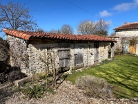 Belle Maison en Pierres 3 Chambres avec Jardin Clos et Dépendances