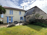 Farmhouse with 4 Bedrooms, Outbuildings, 3 Acres and Swimming Pool