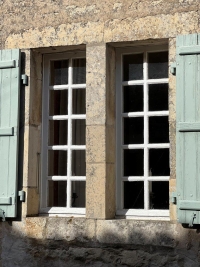 17th Century Unique "Relais De Poste" Offering 4 Bedrooms And Heaps Of Character