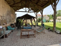 Gorgeous Farmhouse With Beautiful Living Space And Walled Garden