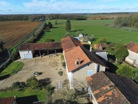 Maison 4 Chambres, Dépendances, Grand Terrain et Piscine