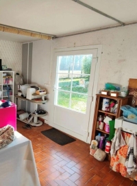 Beautiful Bungalow With A Basement and Views, Near Commerce