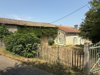 Charmante Maison en Pierre Rénovée dans un Cadre Champêtre et Paisible