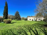 Beautiful Old House With Large Garden and Outbuildings