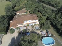 Très Belle Propriété Chambres D'Hôtes avec 10 Chambres, Dépendances et Piscine