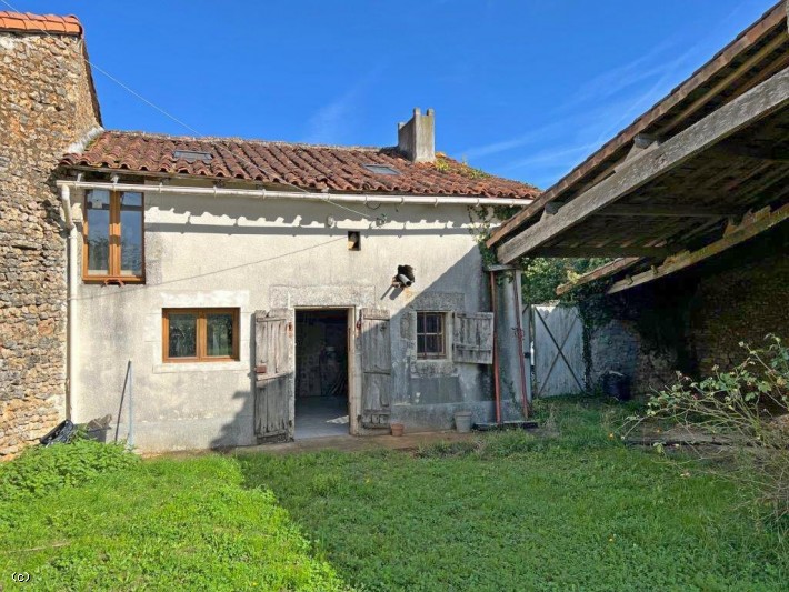 Maison De Campagne A Finir De Rénover