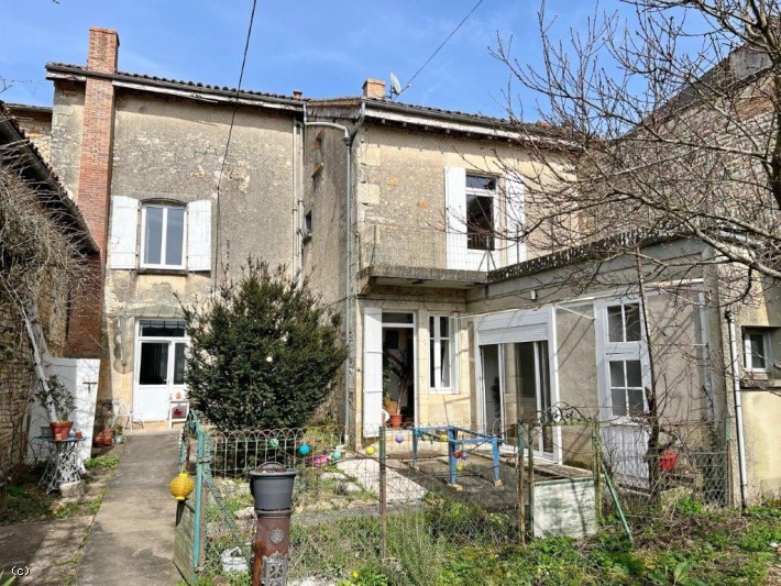 Old Village House With Annexe Garden and Outbuildings