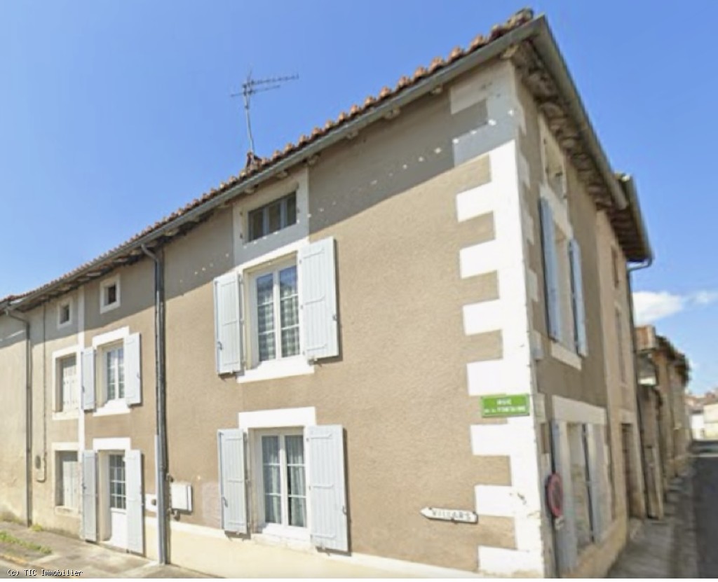 Maison A Vendre Verteuil-Sur-Charente. Idéal Pied de Terre Ou Locatif.