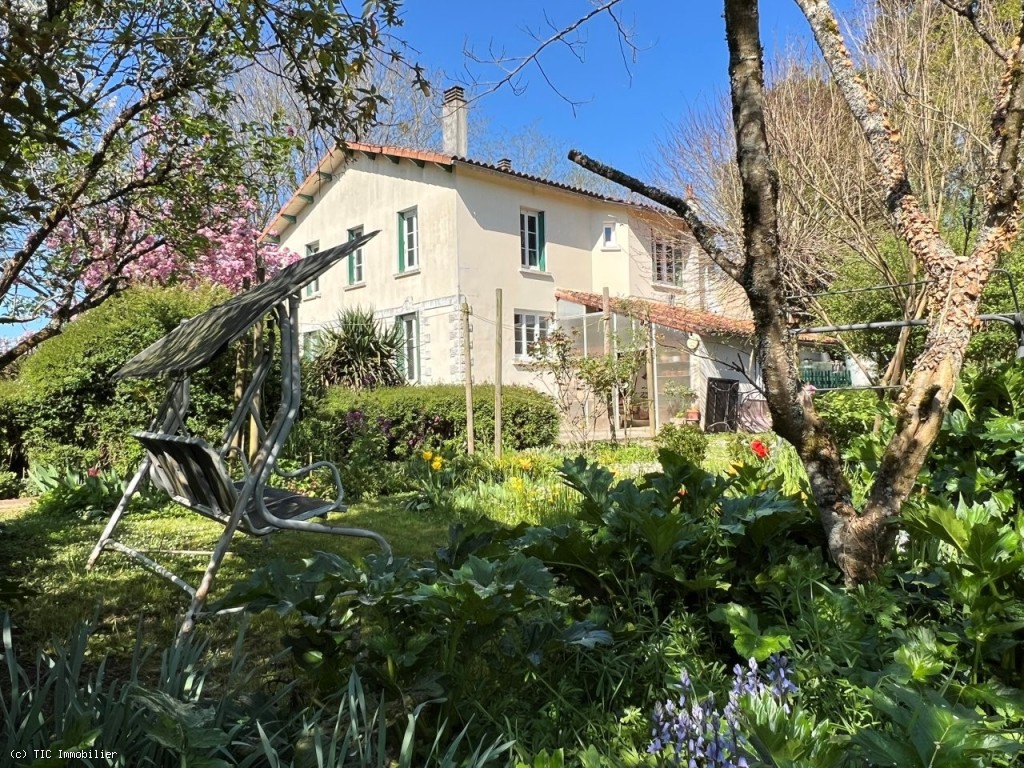 Two-House Property with Wooded Park – Charm & Serenity by the Charente River