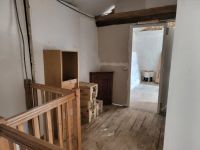 Maison En Pierre Entre Villefagnan Et Sauzé Vaussais : Gros Potentiel