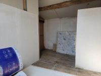 Maison En Pierre Entre Villefagnan Et Sauzé Vaussais : Gros Potentiel
