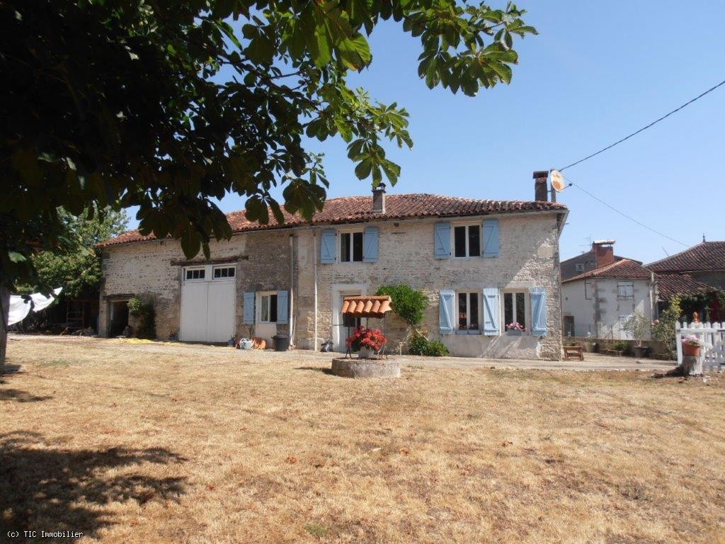 Pretty Character Stone Property With Views