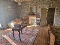 Old 5 bedroom house - Proche Ruffec