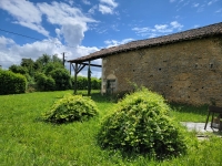 Belle Maison en Pierres avec Grand Jardin