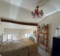 Fabulous 3 Bedroom Character Property With Gorgeous Gardens Leading Towards The River