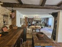 Superbe Maison de Caractère avec 2 Chambres Entre Champagne Mouton et Saint-Laurent-de-Céris