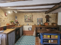 Superbe Maison de Caractère avec 2 Chambres Entre Champagne Mouton et Saint-Laurent-de-Céris