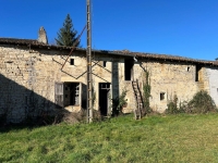 Old Stone House With Outbuildings to Renovate on a Plot of 1055m²