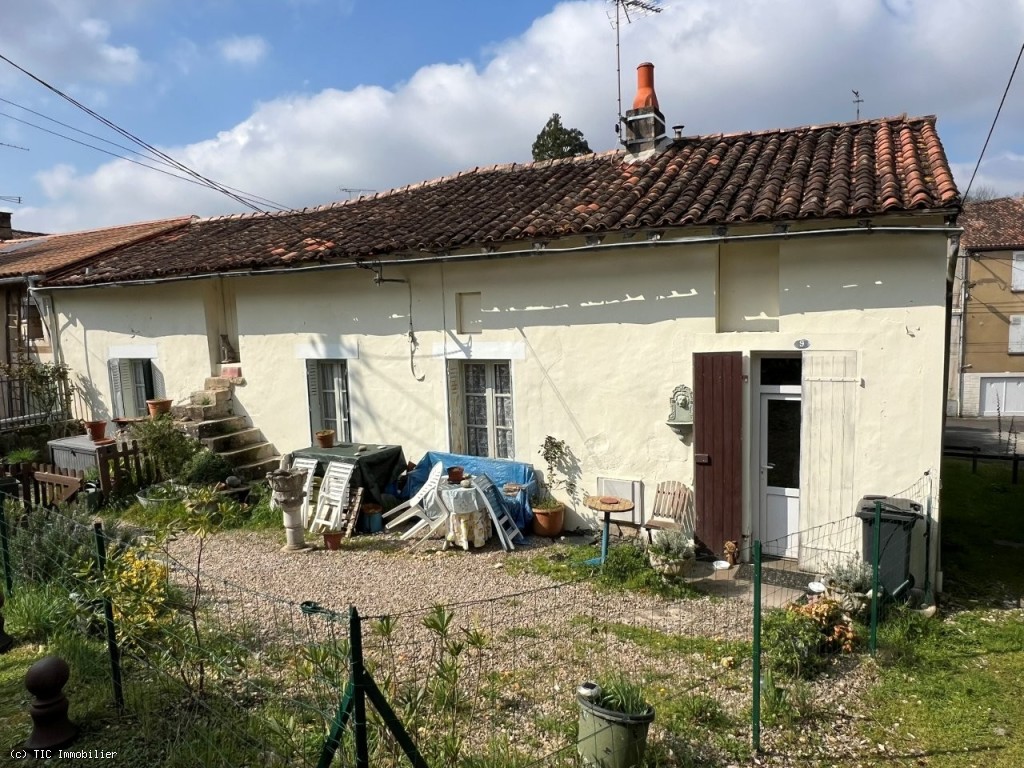 One Bedroom Stone Cottage For Sale In Ruffec
