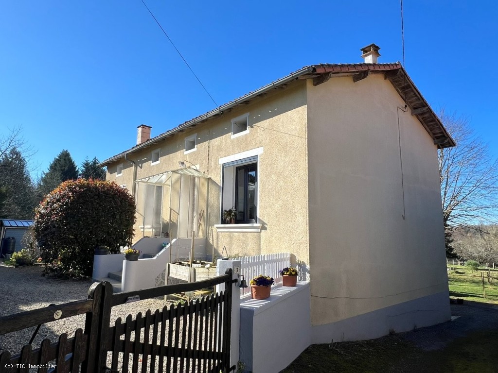 Pretty Stone House With Basement, Beautiful Park And Woods In A Peaceful  Location