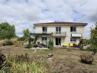 1970's House With Basement And Large Garden