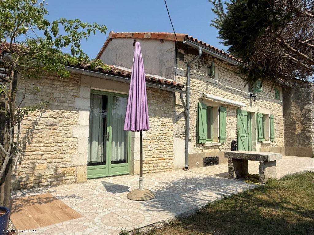 Charming 2 Bedroom Stone House in the Peaceful Commune of Chaunay