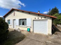Detached Bungalow : 2 Bedrooms With Garden Just outside of Ruffec
