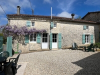 Beautiful 3 Bedroom / 3 Bathroom Character Cottage Close To Verteuil And Aunac