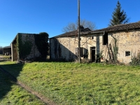 Old Stone House With Outbuildings to Renovate on a Plot of 1055m²