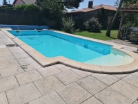 Spacious Family Home with Pool, 6 Bedrooms – Peaceful Hamlet Setting, 2.5 km from Village Centre