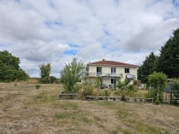 1970's House With Basement And Large Garden