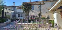 Superb 15th Century House With Beautiful Garden And Garage - Verteuil