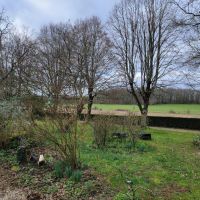 Jolie maison en pierres avec grand jardin