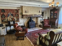 Superbe Maison de Caractère avec 2 Chambres Entre Champagne Mouton et Saint-Laurent-de-Céris
