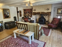 Superbe Maison de Caractère avec 2 Chambres Entre Champagne Mouton et Saint-Laurent-de-Céris