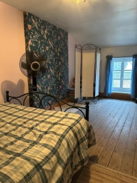 Spacious 5 Bedroomed Townhouse, Close to Commerce