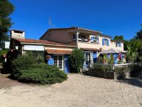 Beautiful 10 Bedroom Property In Verteuil. Outbuildings and Pool.