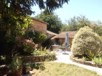 Belle Maison Avec 2 Granges Et Un Beau Jardin