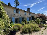 Magnifique Propriété avec son Jardin digne des plus Grands Paysagistes