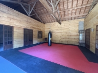 Superbe Maison Avec Gite, 5 Chambres et 6645m2 de Terrain