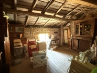 Charming Stone Village House – 8 Rooms – Enclosed Garden (1972m²) and Outbuildings