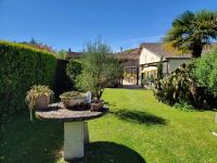 Pretty 2 Bedroom House in a Dead End, Near Ruffec - Nice Potentials
