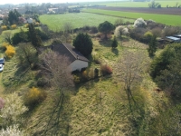Stone Built  5-Bedroom Country House On One Level with a Large Enclosed Park. Ideal For Horses