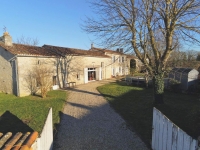 Superbe Maison en Pierre de 5 Chambres avec Piscine