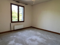 Detached Bungalow In A Quiet Hamlet 2kms To Champagne Mouton