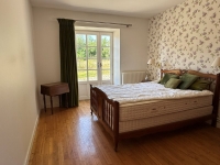 Charming Stone Village House – 8 Rooms – Enclosed Garden (1972m²) and Outbuildings