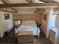 Superbe Maison de Caractère avec 2 Chambres Entre Champagne Mouton et Saint-Laurent-de-Céris