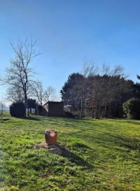 Beautiful Bungalow With A Basement and Views, Near Commerce
