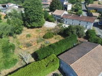 Charming Stone Village House – 8 Rooms – Enclosed Garden (1972m²) and Outbuildings