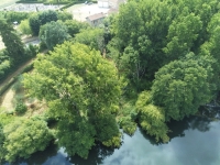 A Rare Find: 3-Bedroom Riverside Home in Taizé-Aizie. Land of 7645m²